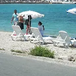 Yona Case de vacanță