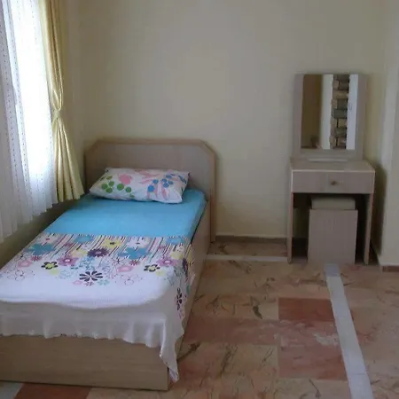 Yona Frühstückspension Çeşme