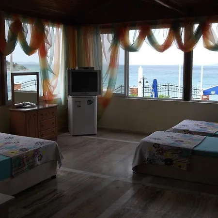 Yona Bed & Breakfast *