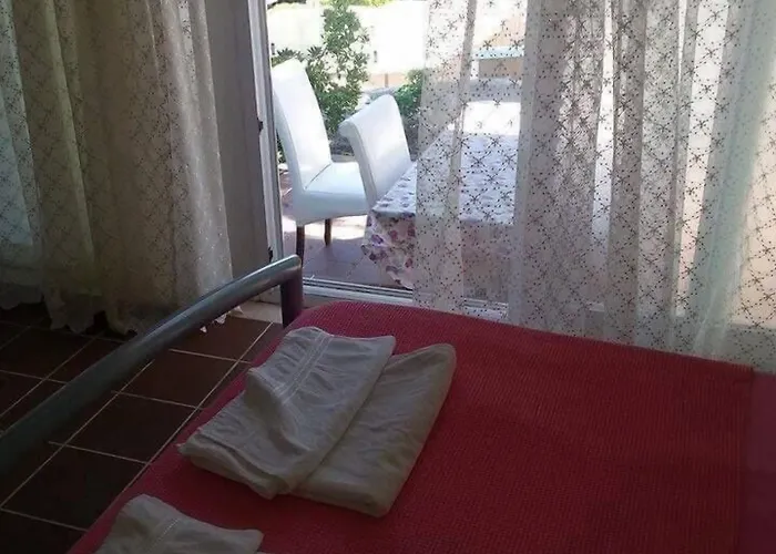 Yona Дом отдыха