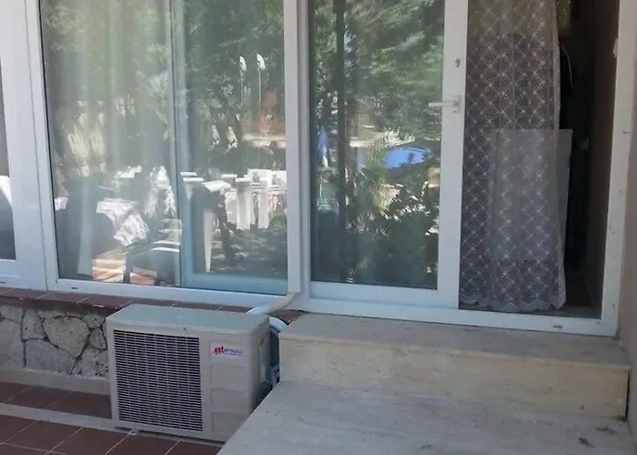 Yona Дом отдыха *