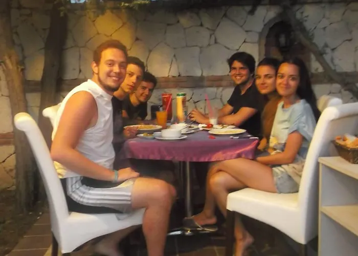 Дом отдыха Yona Кешме